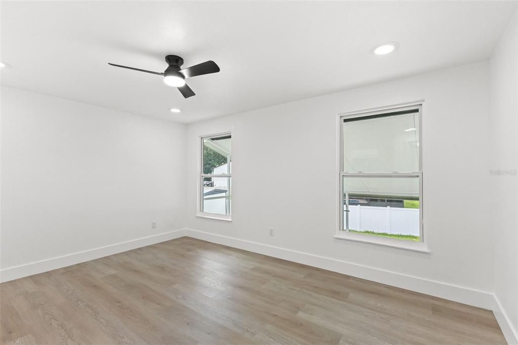 For Sale: $499,000 (4 beds, 3 baths, 1783 Square Feet)