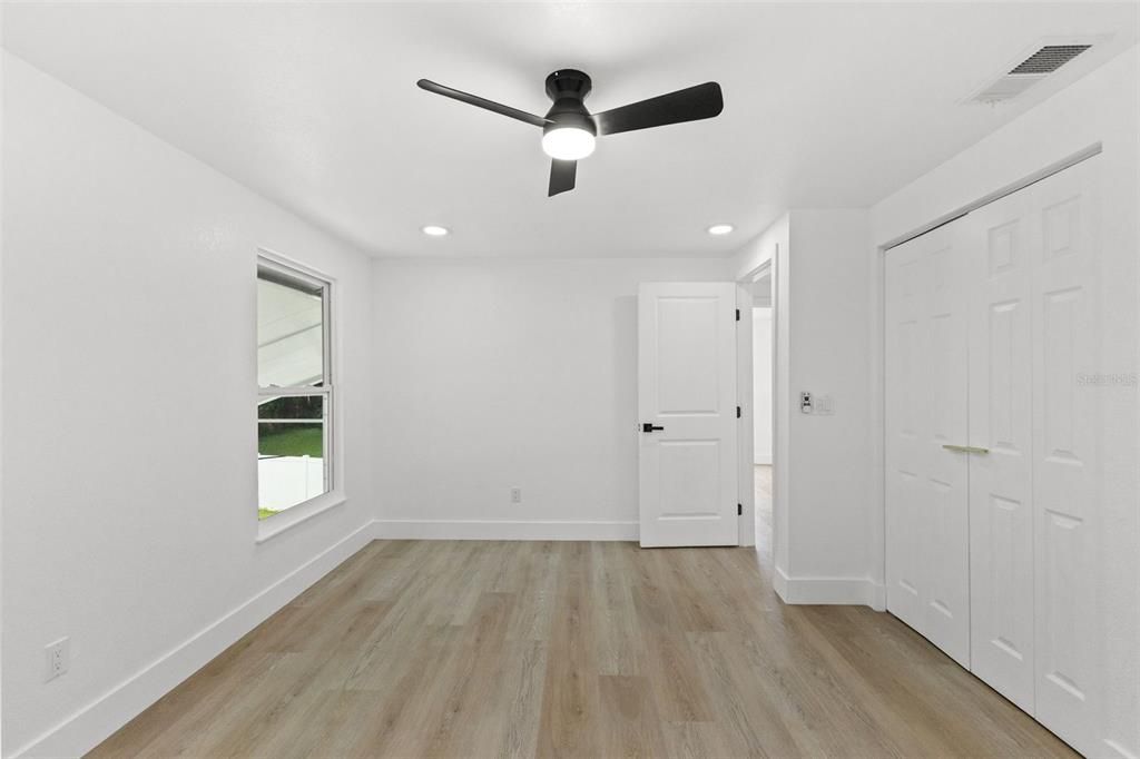 For Sale: $499,000 (4 beds, 3 baths, 1783 Square Feet)