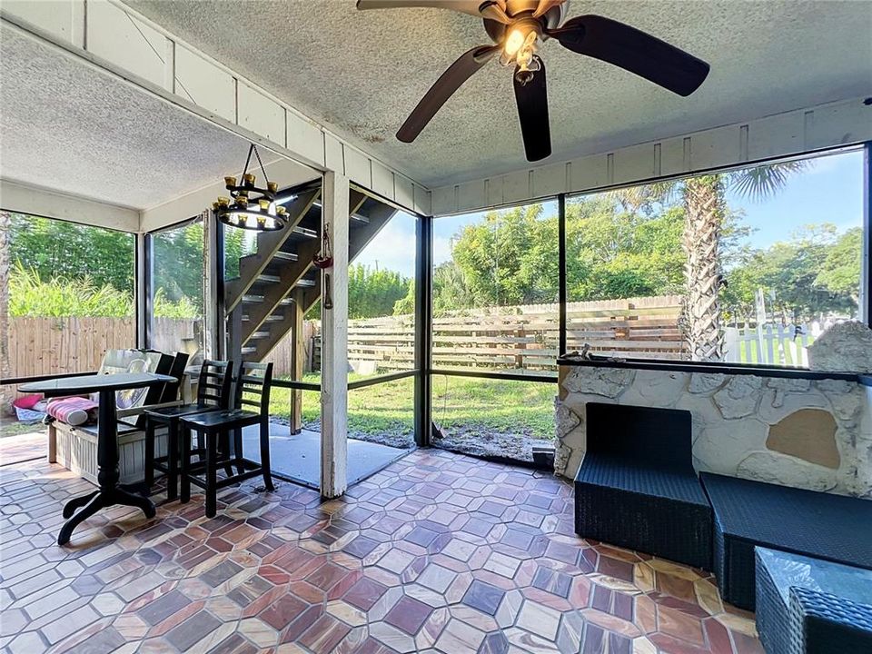 En Venta: $479,900 (3 camas, 2 baños, 1614 Pies cuadrados)