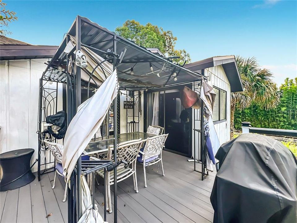 En Venta: $479,900 (3 camas, 2 baños, 1614 Pies cuadrados)