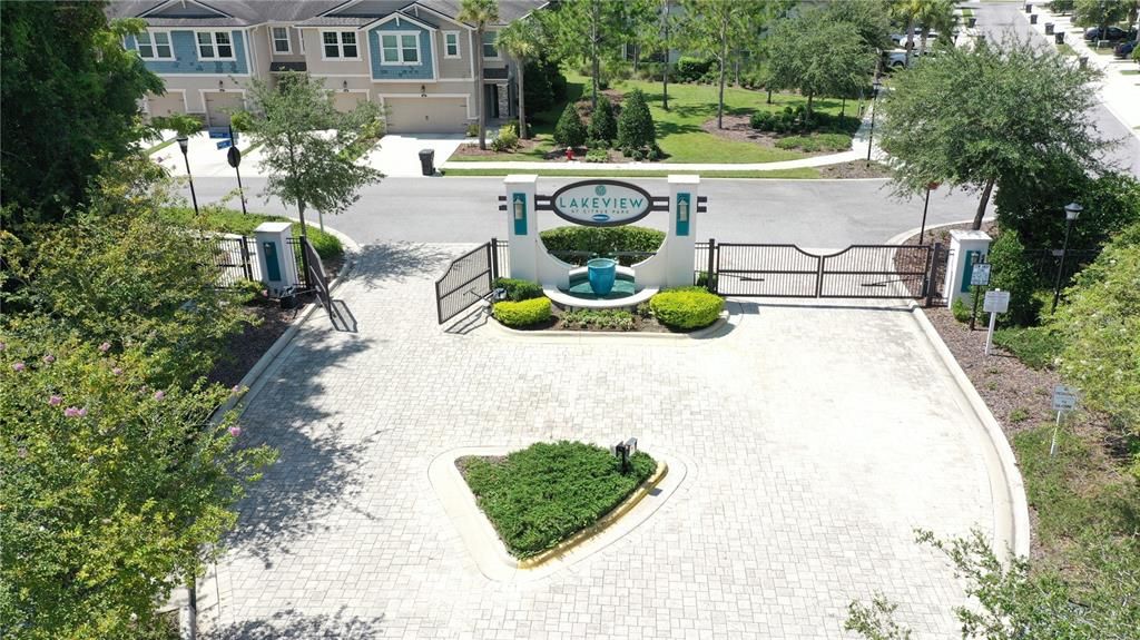 В аренду: $2,750 (3 спален, 2 ванн, 1716 Квадратных фут)