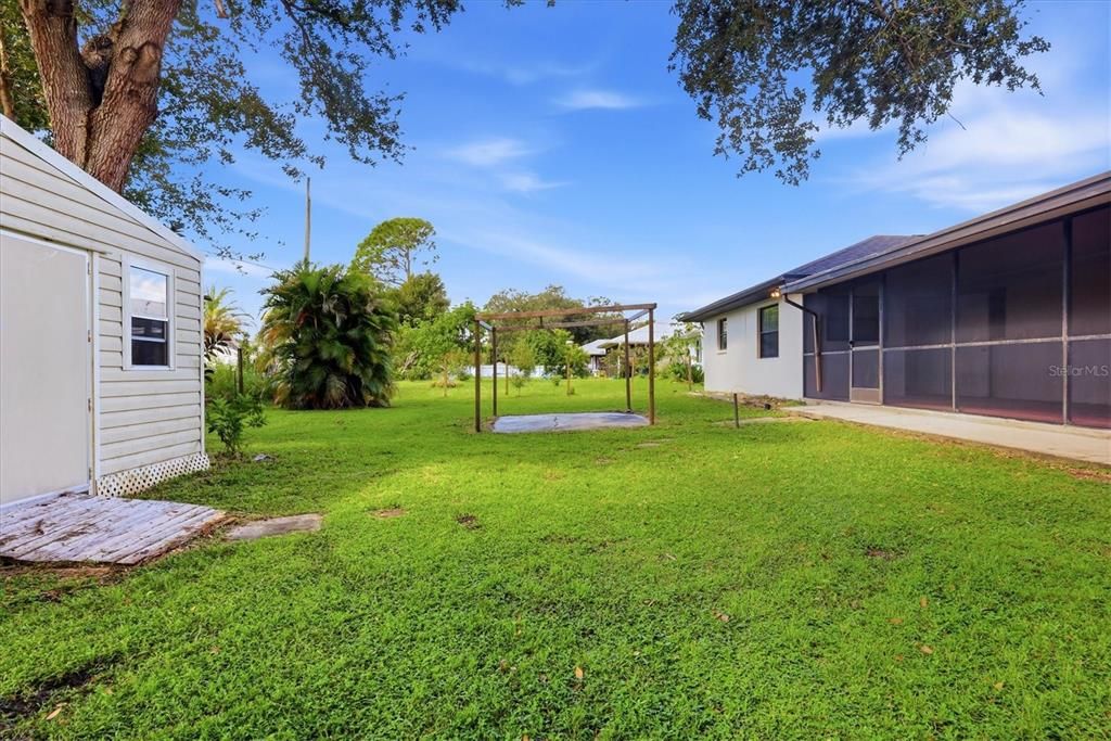 En Venta: $299,000 (3 camas, 2 baños, 1308 Pies cuadrados)