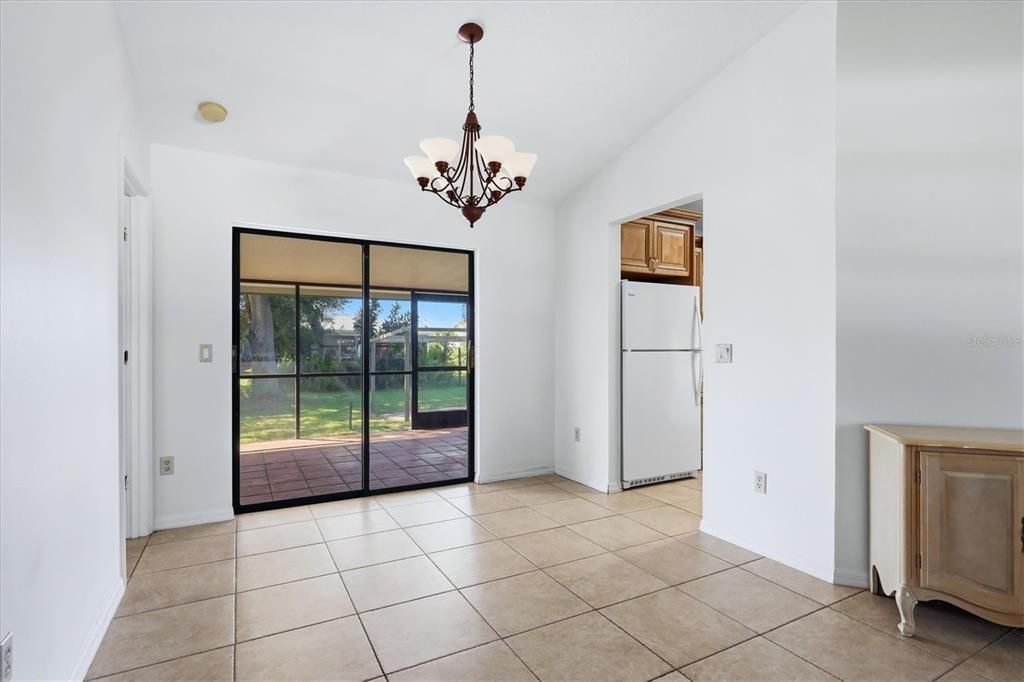 En Venta: $299,000 (3 camas, 2 baños, 1308 Pies cuadrados)