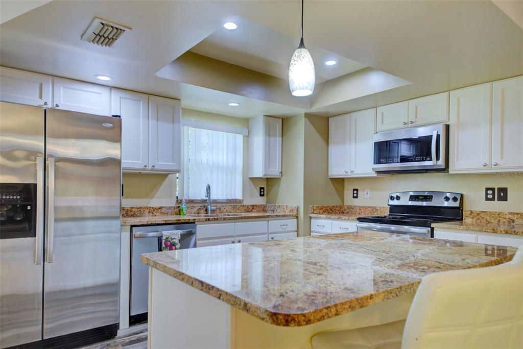 For Sale: $324,900 (3 beds, 2 baths, 1209 Square Feet)