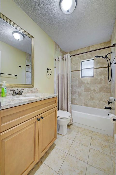 For Sale: $324,900 (3 beds, 2 baths, 1209 Square Feet)