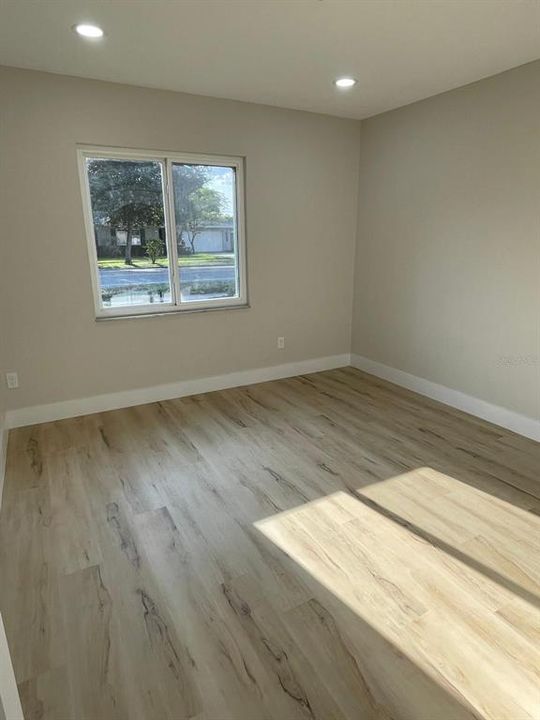 En Venta: $724,900 (4 camas, 3 baños, 1692 Pies cuadrados)