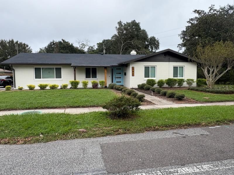 En Venta: $724,900 (4 camas, 3 baños, 1692 Pies cuadrados)