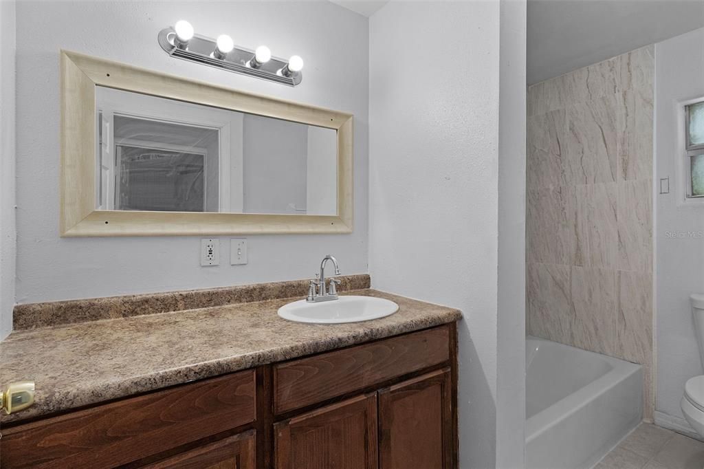 For Sale: $279,990 (3 beds, 1 baths, 1200 Square Feet)