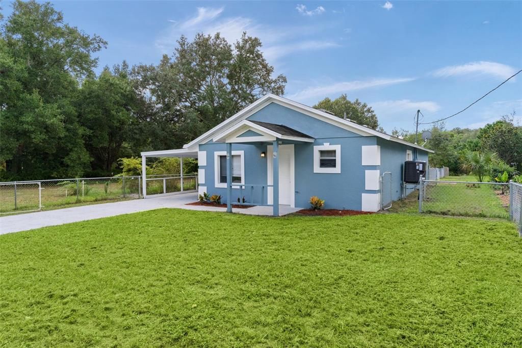 For Sale: $279,990 (3 beds, 1 baths, 1200 Square Feet)