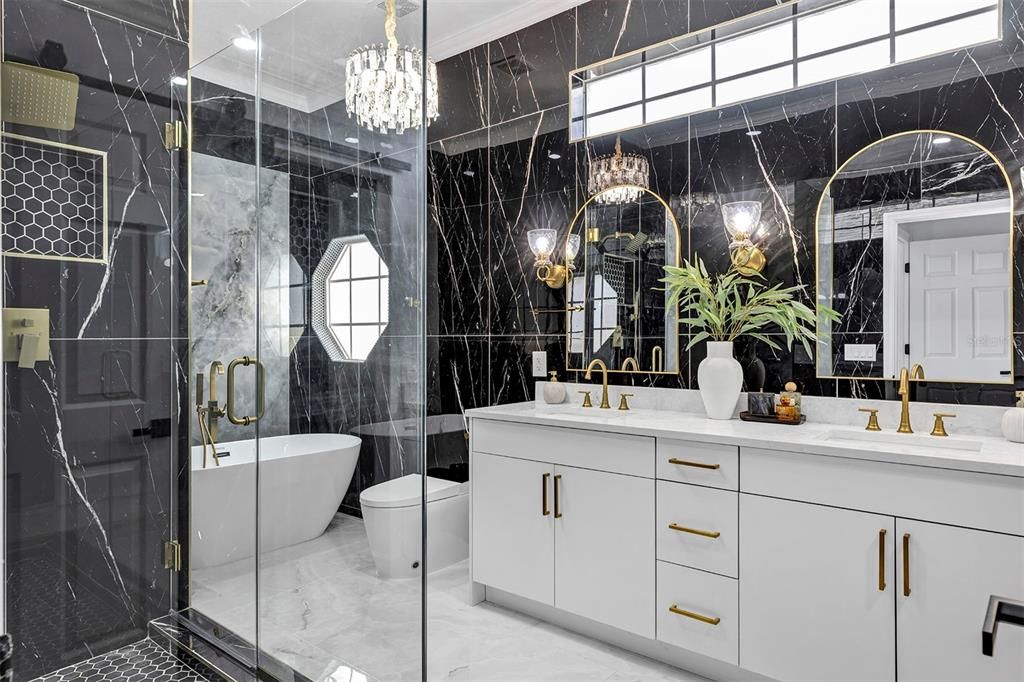 На продажу: $649,000 (4 спален, 2 ванн, 1915 Квадратных фут)