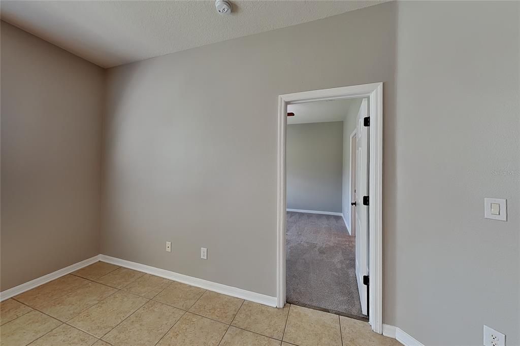For Rent: $1,969 (3 beds, 2 baths, 1271 Square Feet)
