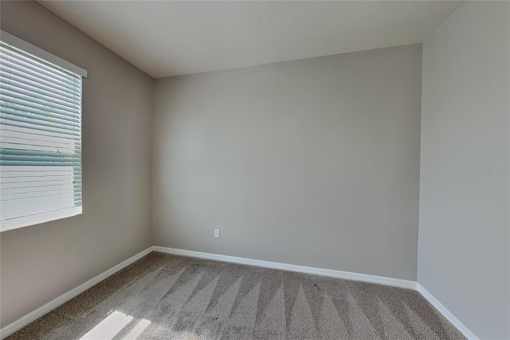 For Rent: $1,969 (3 beds, 2 baths, 1271 Square Feet)