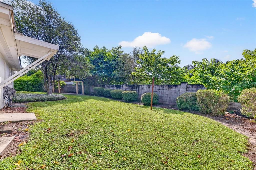 For Sale: $419,000 (4 beds, 2 baths, 2589 Square Feet)
