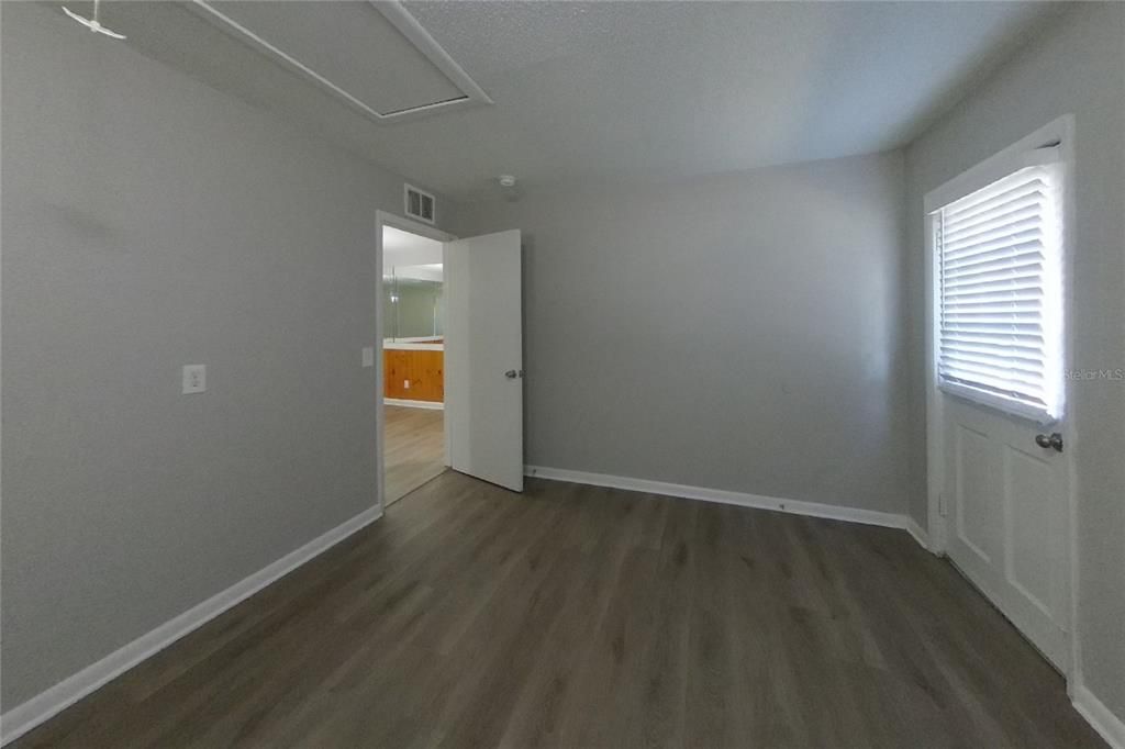 En Renta: $2,349 (4 camas, 2 baños, 1672 Pies cuadrados)