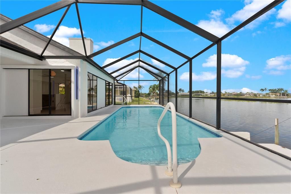 Active With Contract: $574,900 (3 beds, 2 baths, 2108 Square Feet)