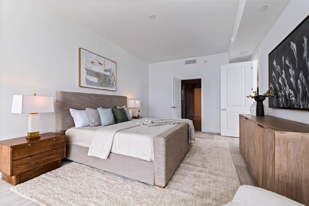 For Sale: $2,950,000 (3 beds, 3 baths, 2815 Square Feet)