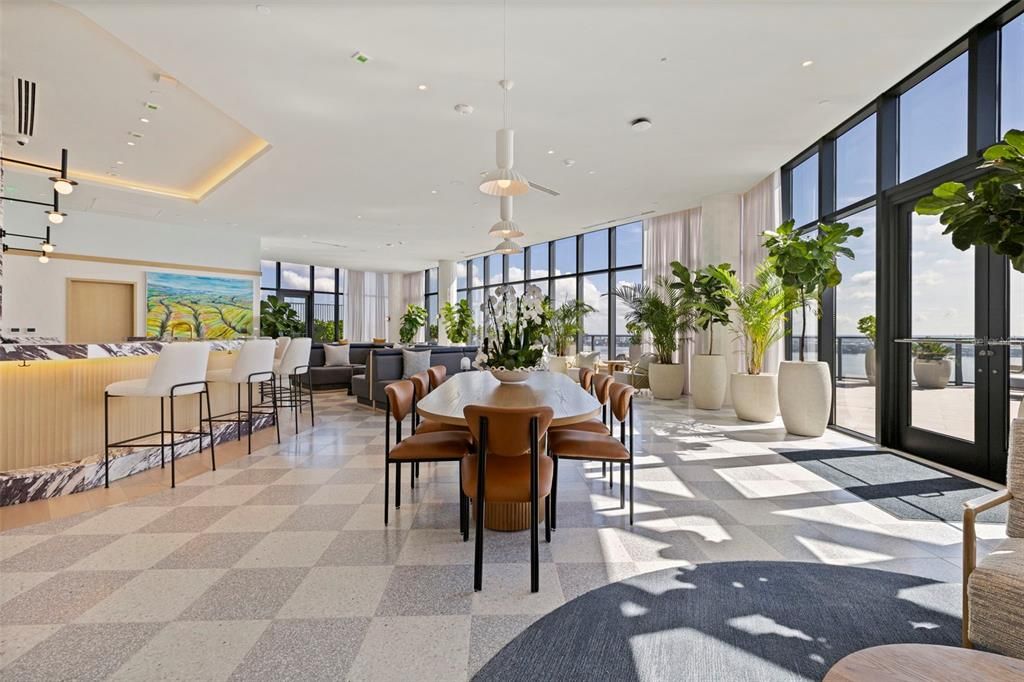 For Sale: $2,950,000 (3 beds, 3 baths, 2815 Square Feet)