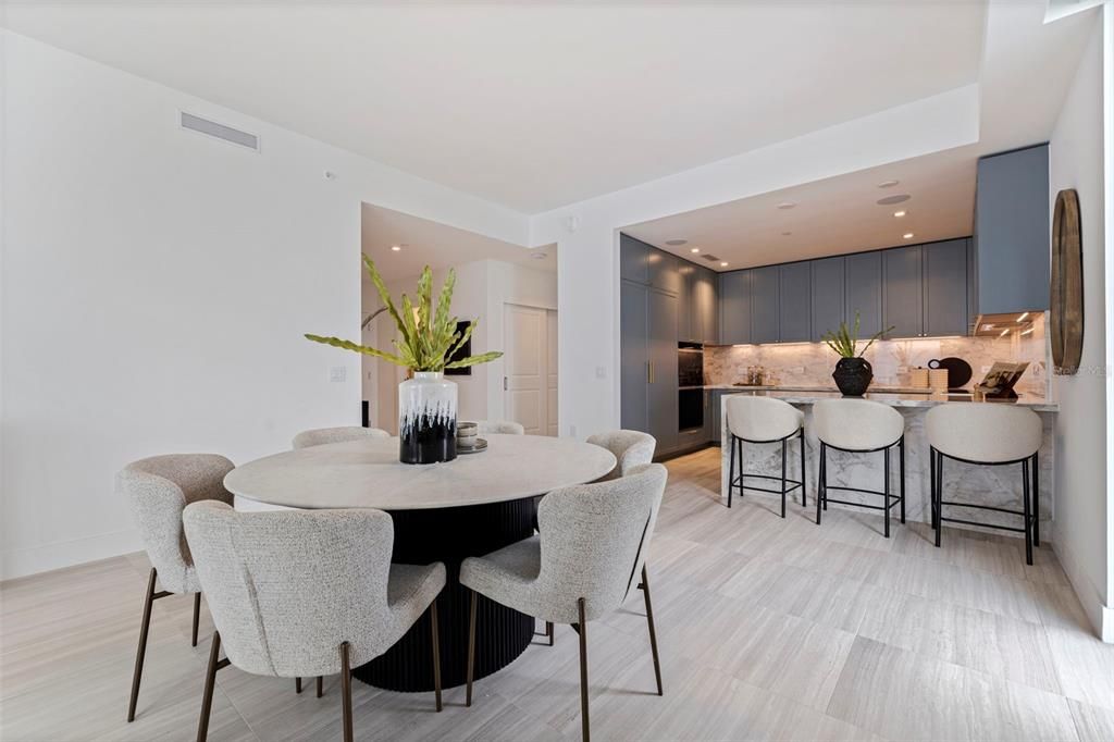 For Sale: $2,950,000 (3 beds, 3 baths, 2815 Square Feet)