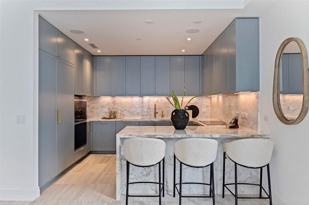 For Sale: $2,950,000 (3 beds, 3 baths, 2815 Square Feet)