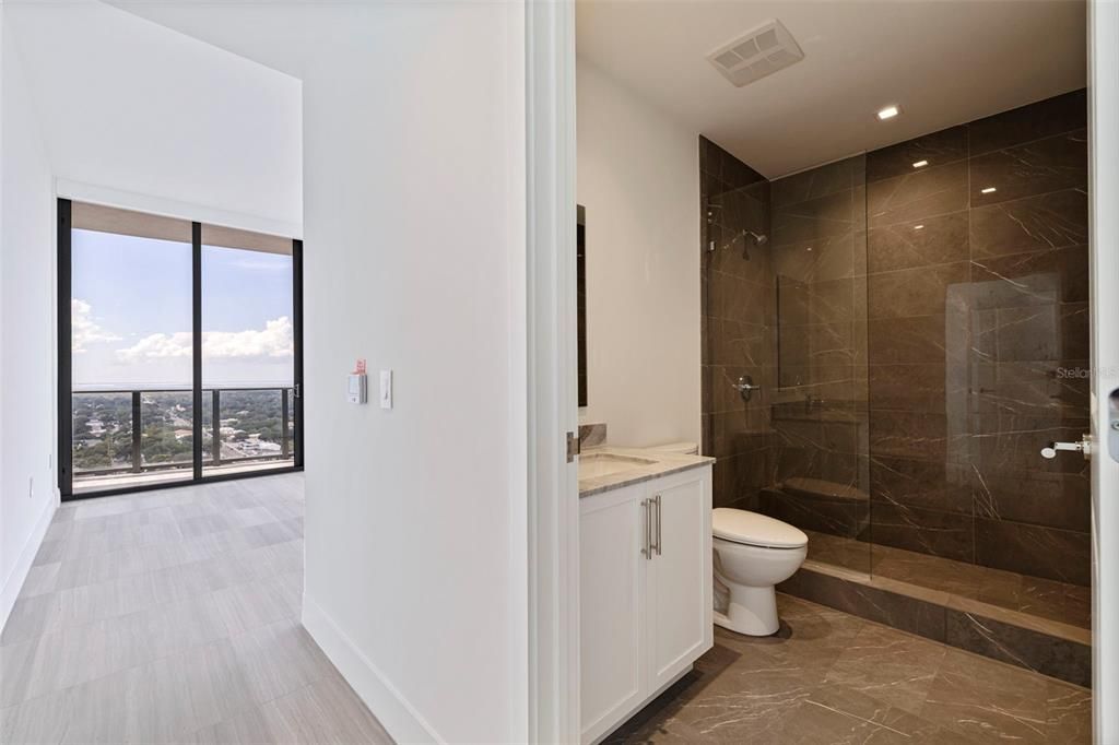 For Sale: $2,950,000 (3 beds, 3 baths, 2815 Square Feet)
