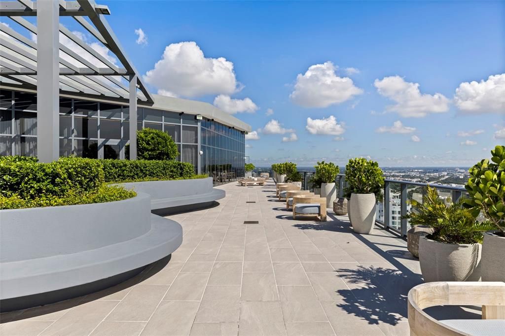 For Sale: $2,950,000 (3 beds, 3 baths, 2815 Square Feet)