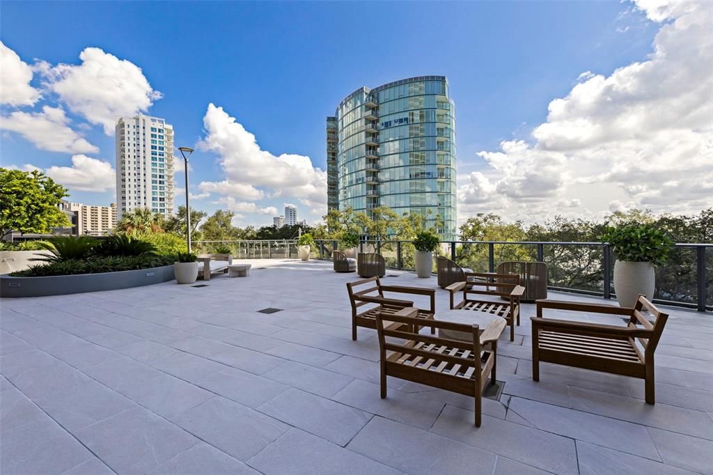 For Sale: $2,950,000 (3 beds, 3 baths, 2815 Square Feet)