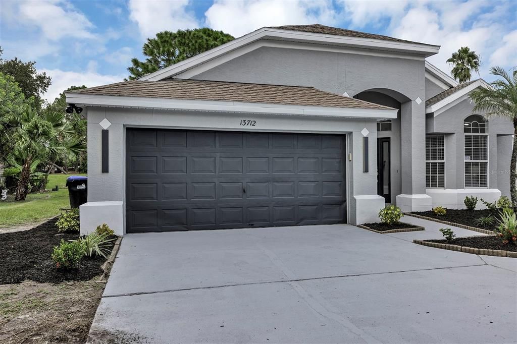 For Sale: $579,000 (3 beds, 2 baths, 1694 Square Feet)