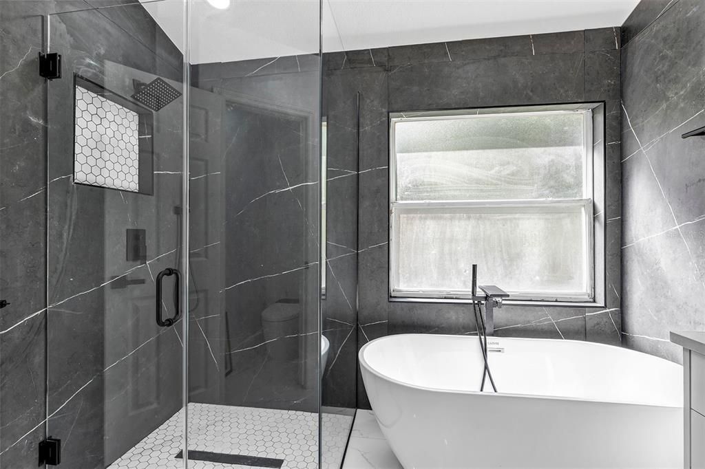 For Sale: $579,000 (3 beds, 2 baths, 1694 Square Feet)