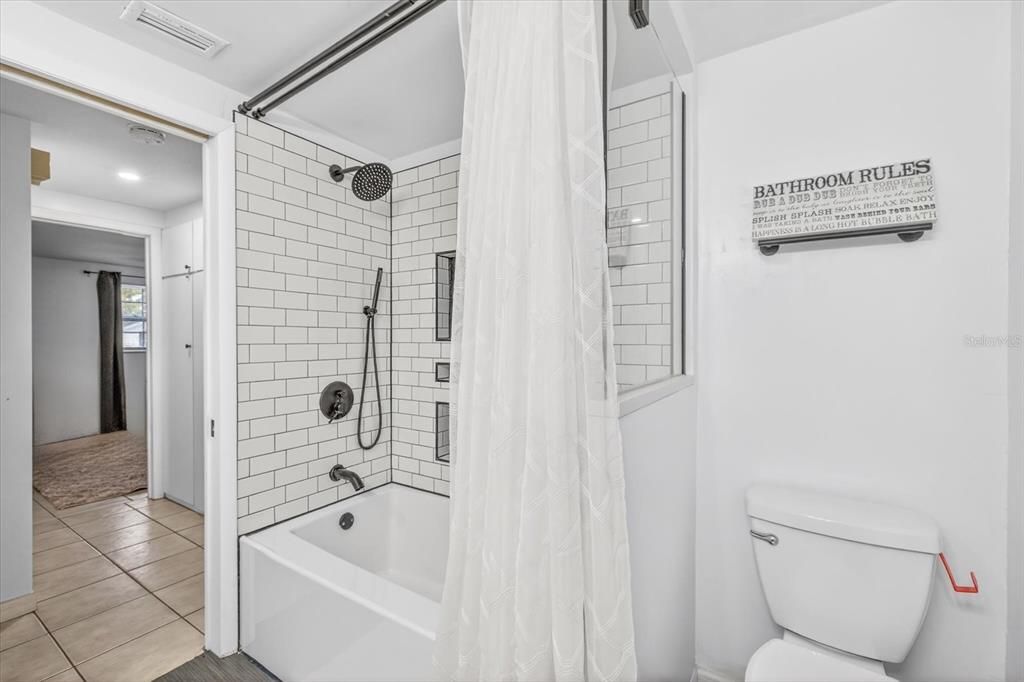 : $265,000 (3 спален, 2 ванн, 1422 Квадратных фут)