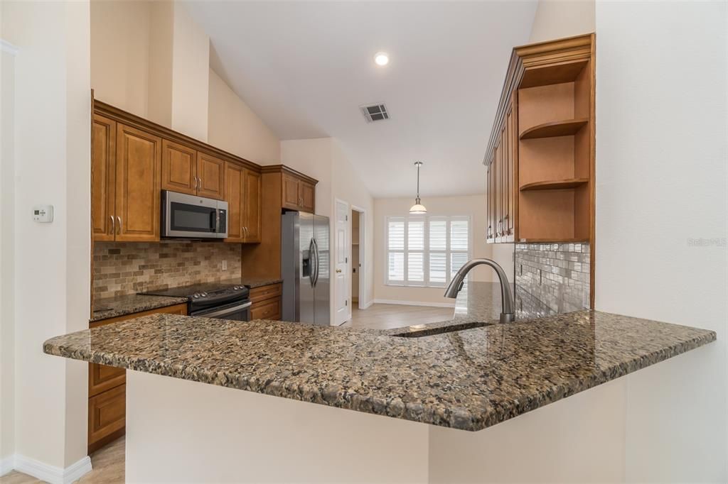 For Sale: $415,000 (4 beds, 2 baths, 1926 Square Feet)