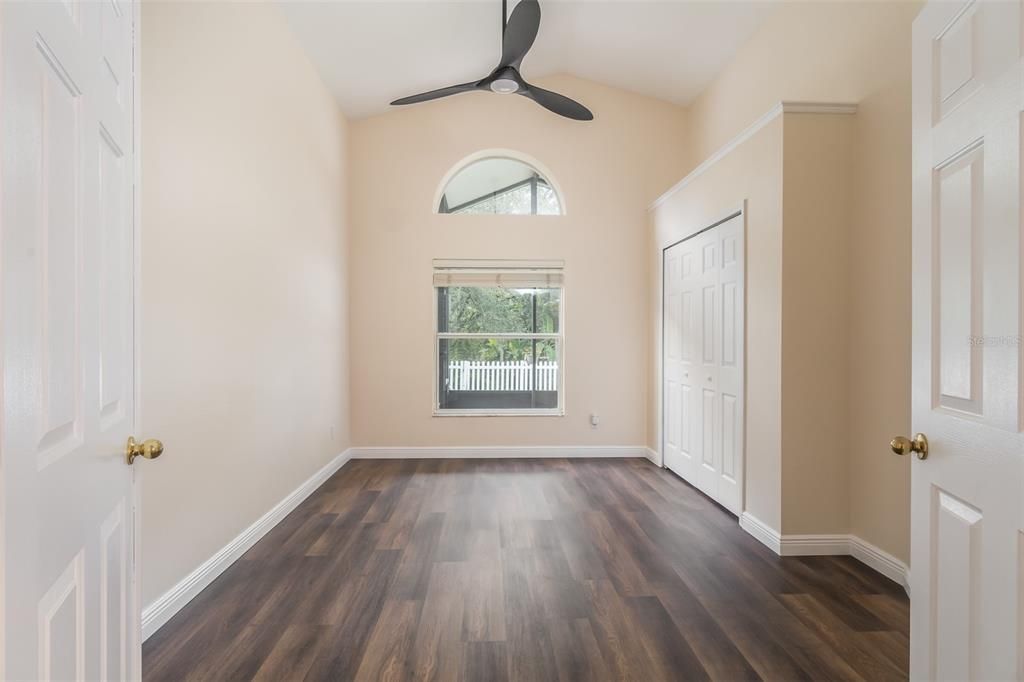 For Sale: $415,000 (4 beds, 2 baths, 1926 Square Feet)