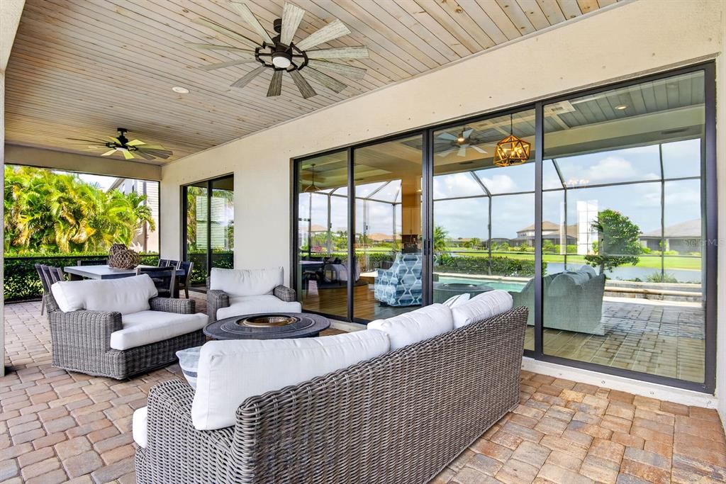 For Sale: $970,000 (3 beds, 3 baths, 2787 Square Feet)