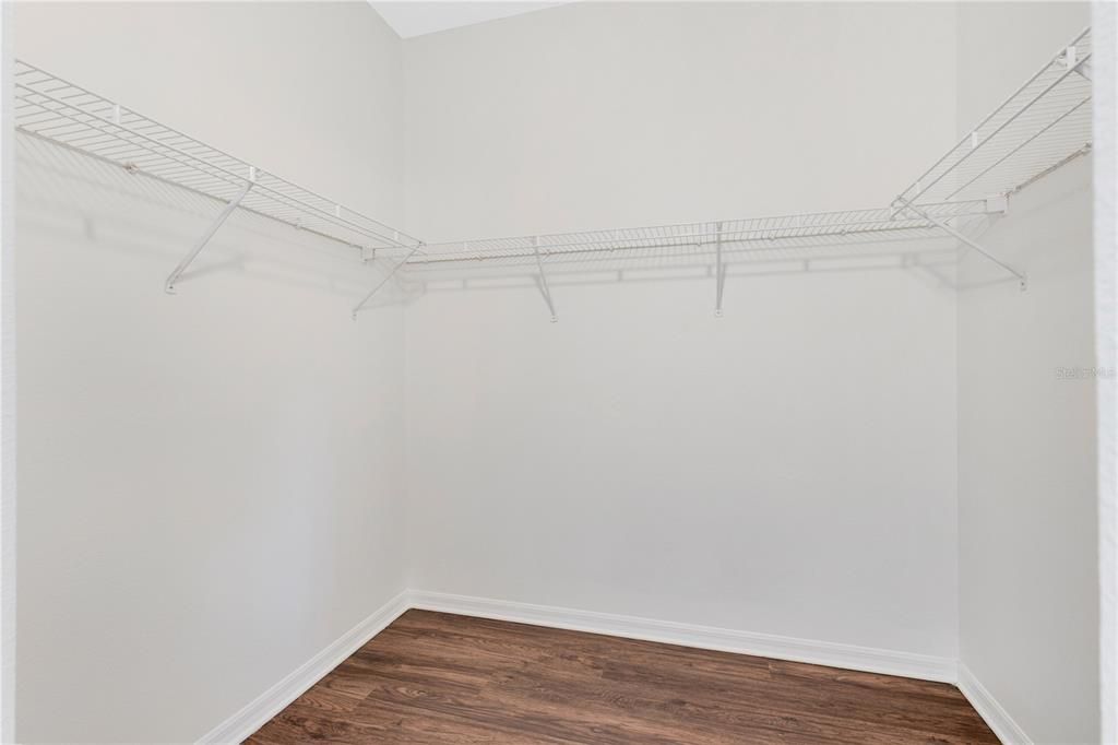 Active With Contract: $274,900 (4 beds, 2 baths, 1744 Square Feet)