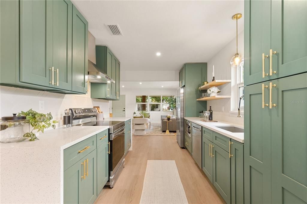 For Sale: $499,000 (4 beds, 2 baths, 1526 Square Feet)