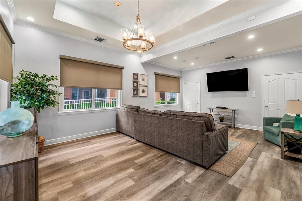 For Rent: $2,700 (2 beds, 2 baths, 1054 Square Feet)