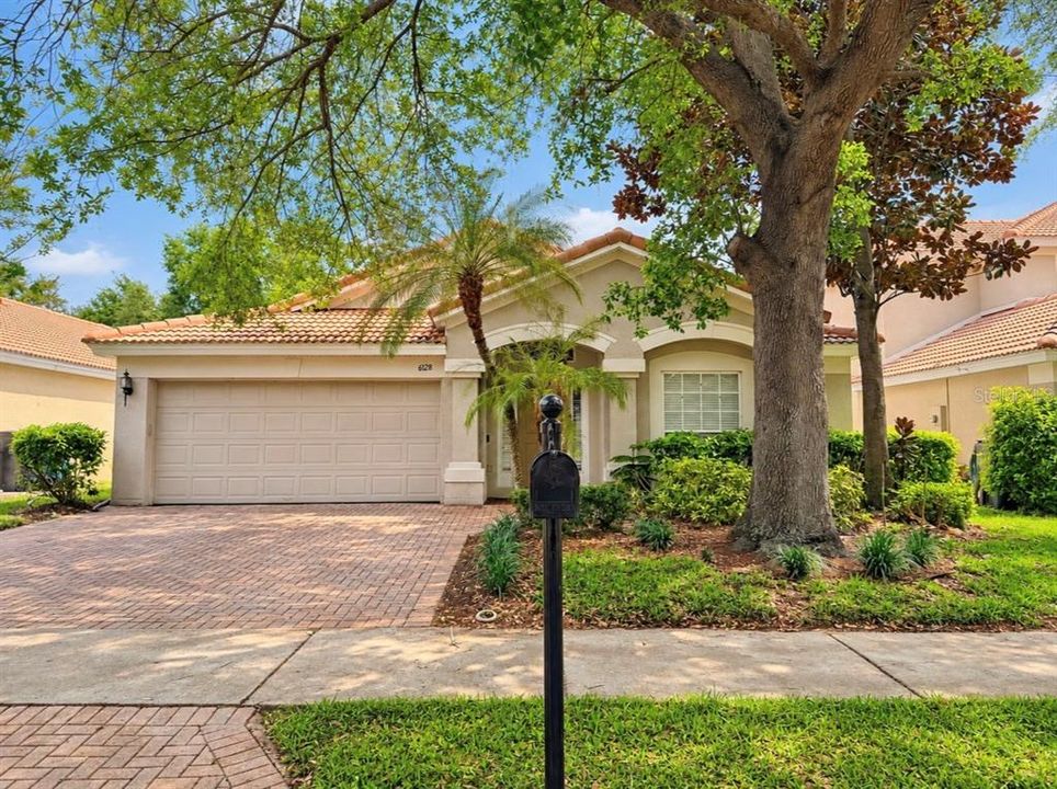 For Rent: $3,200 (4 beds, 2 baths, 2039 Square Feet)