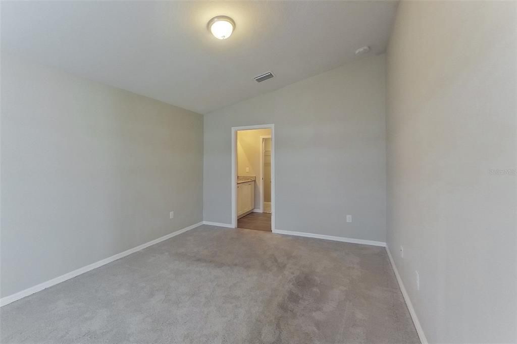 For Rent: $1,525 (3 beds, 2 baths, 1400 Square Feet)