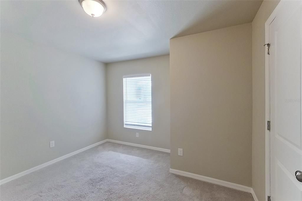 For Rent: $1,525 (3 beds, 2 baths, 1400 Square Feet)