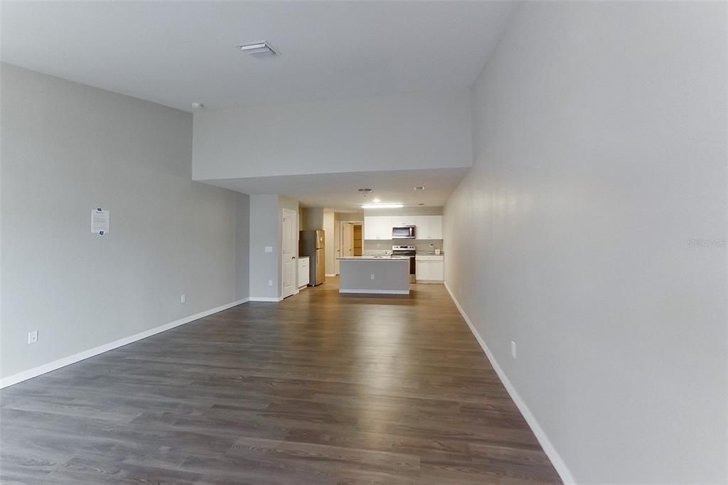 For Rent: $1,525 (3 beds, 2 baths, 1400 Square Feet)