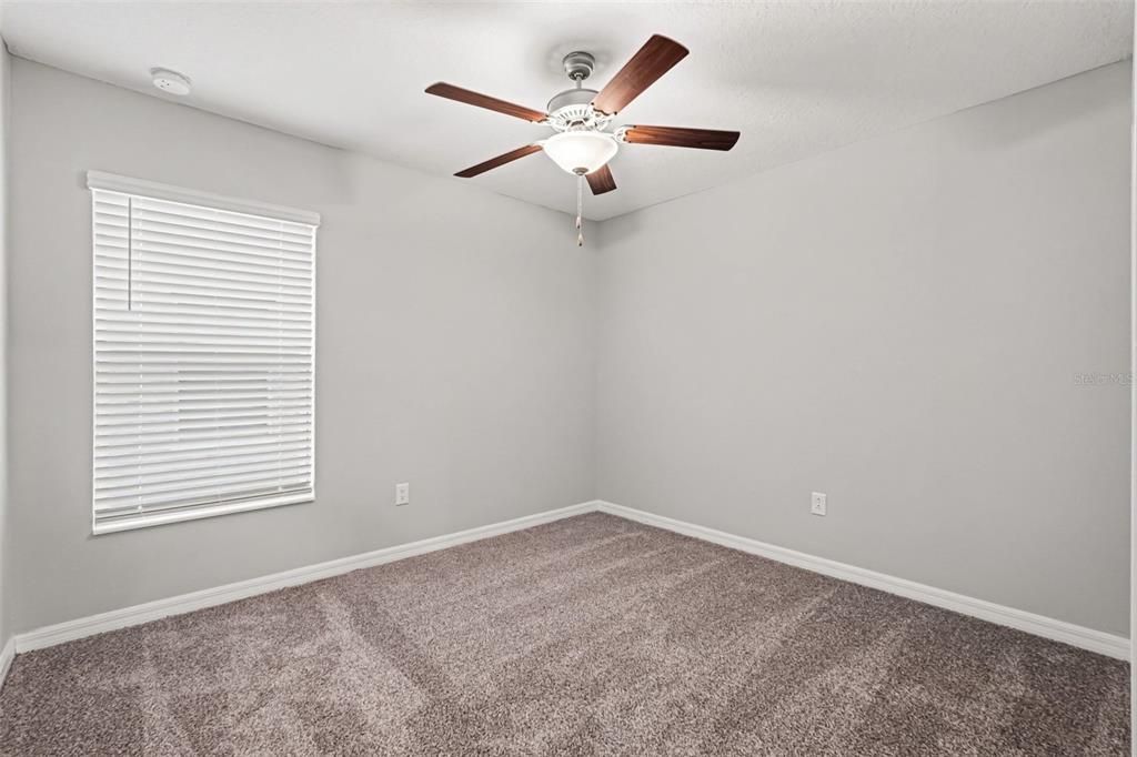 For Sale: $274,900 (3 beds, 2 baths, 1432 Square Feet)