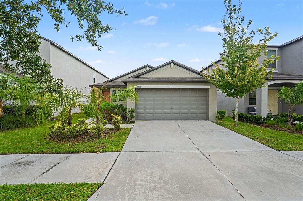 For Sale: $274,900 (3 beds, 2 baths, 1432 Square Feet)
