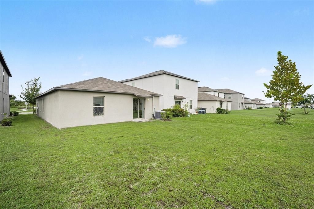 For Sale: $274,900 (3 beds, 2 baths, 1432 Square Feet)