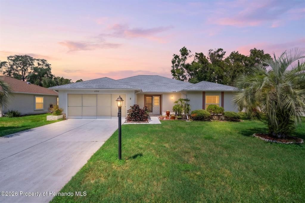 Recently Sold: $231,000 (2 beds, 2 baths, 1356 Square Feet)