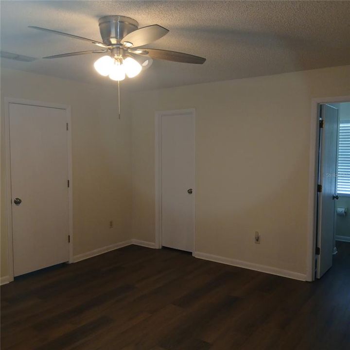 For Sale: $298,900 (3 beds, 2 baths, 2169 Square Feet)