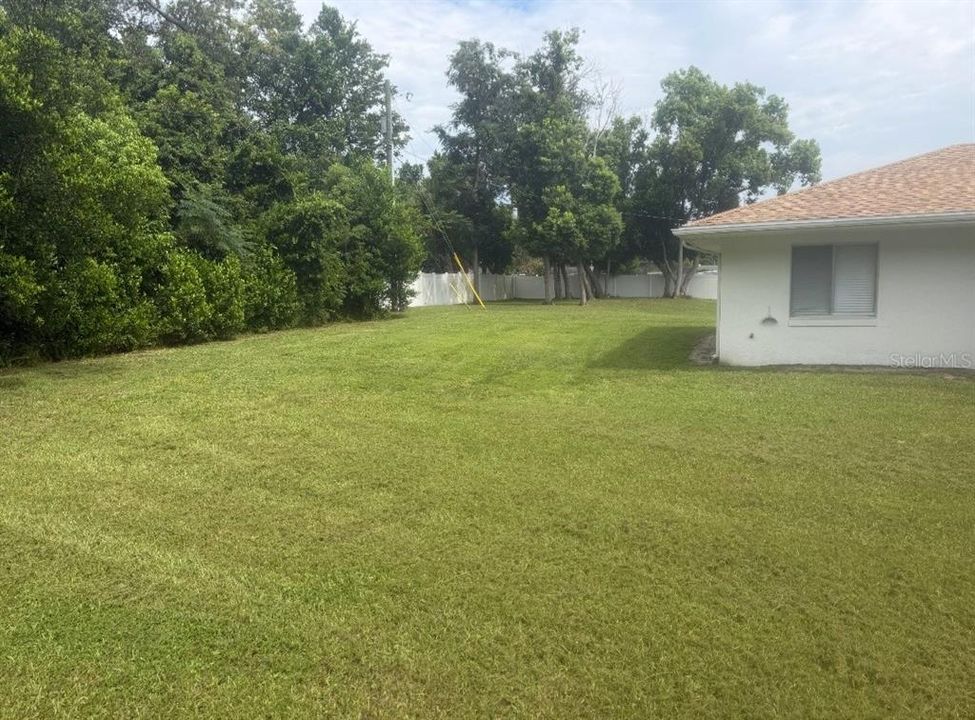 For Sale: $298,900 (3 beds, 2 baths, 2169 Square Feet)