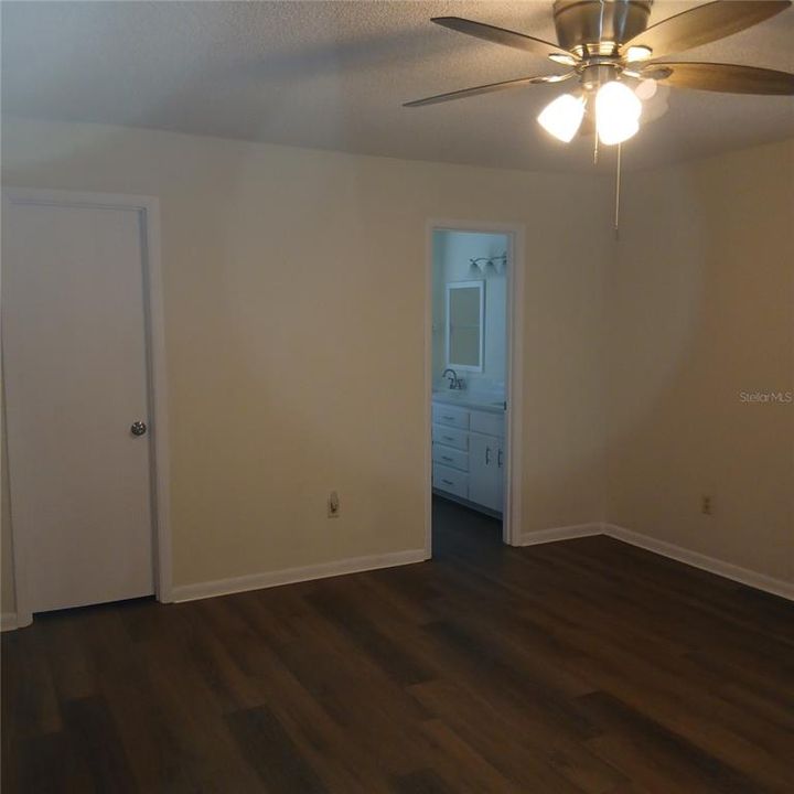 For Sale: $298,900 (3 beds, 2 baths, 2169 Square Feet)