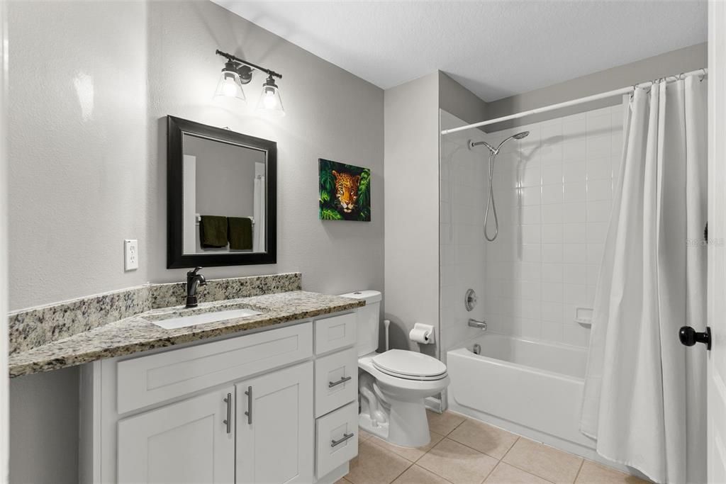 For Rent: $2,700 (3 beds, 2 baths, 1871 Square Feet)