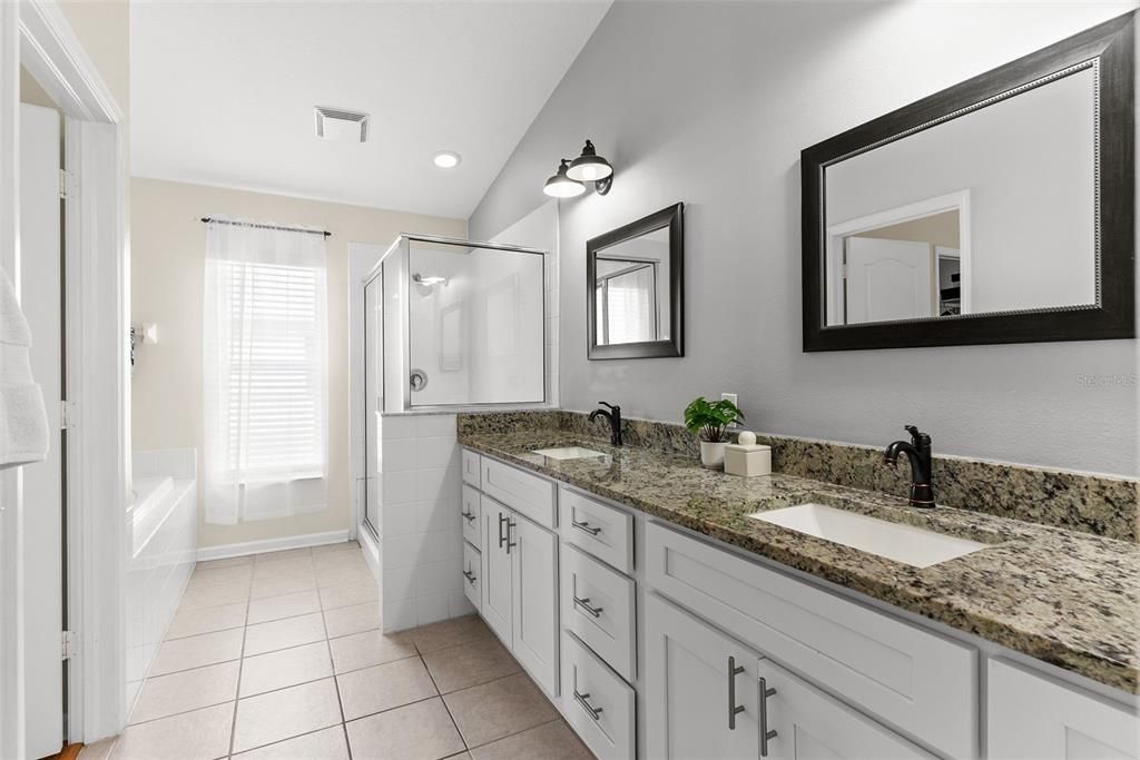 For Rent: $2,700 (3 beds, 2 baths, 1871 Square Feet)