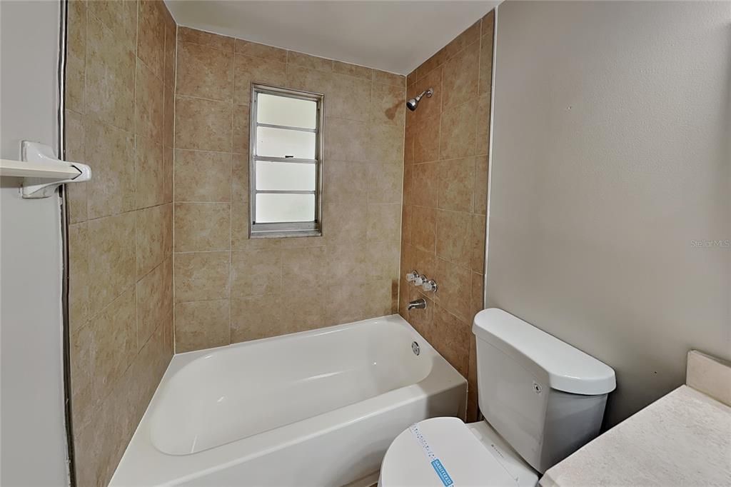 For Rent: $2,899 (3 beds, 2 baths, 1092 Square Feet)