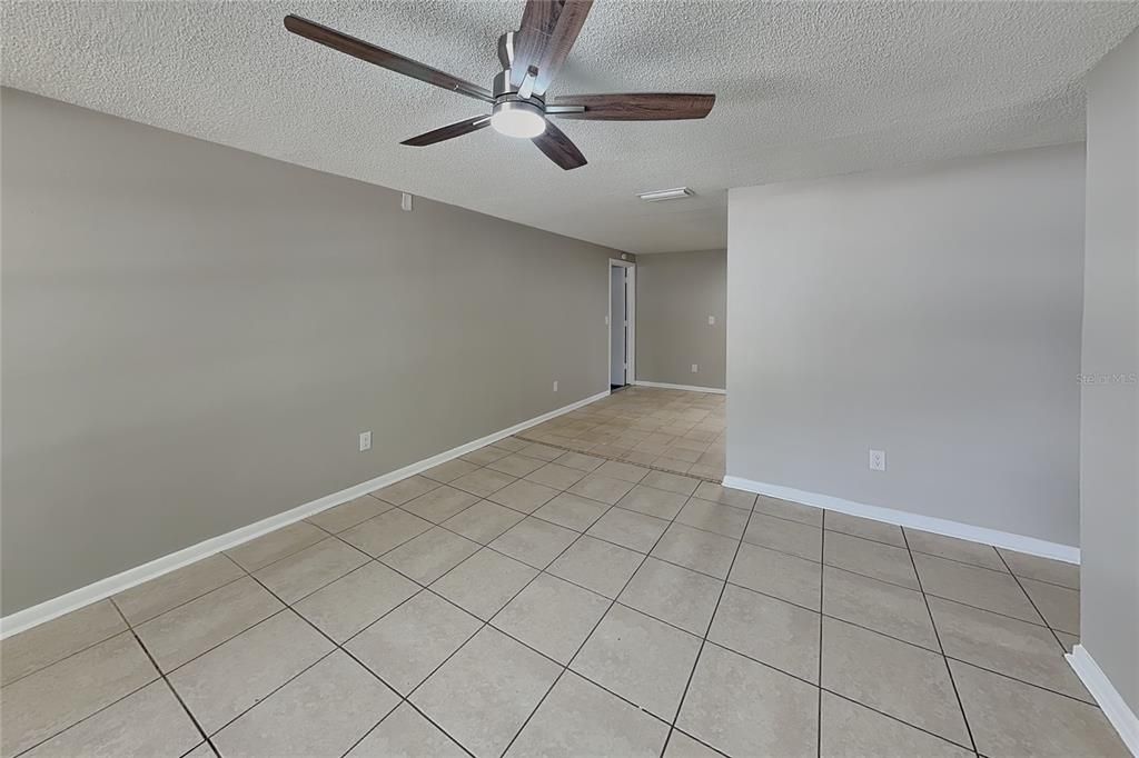 For Rent: $2,899 (3 beds, 2 baths, 1092 Square Feet)